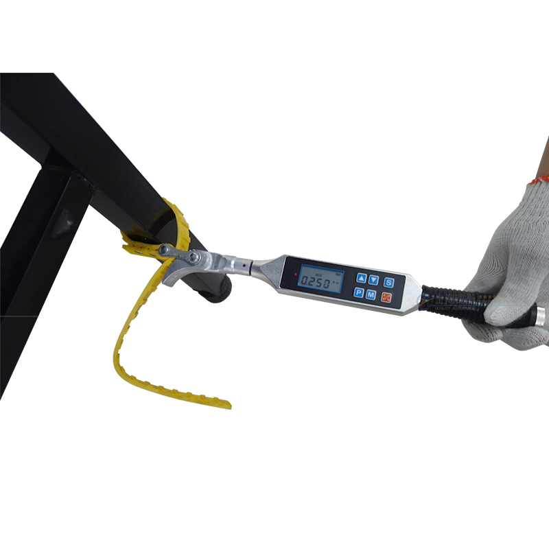 数显扭力矩扳手