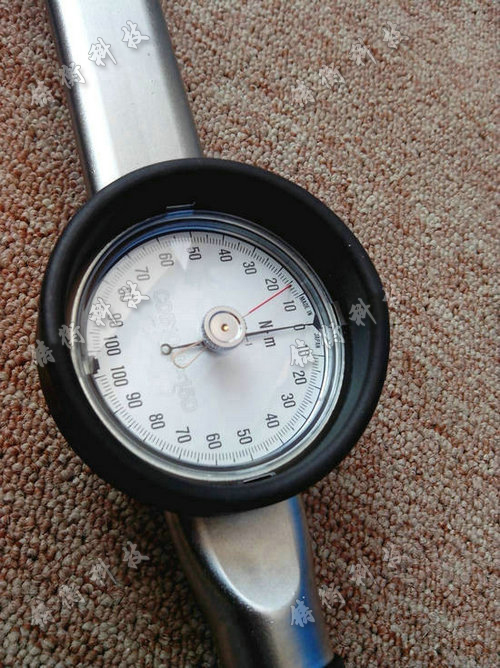 表盘式扭矩扳手