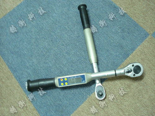 数显扭力扳手