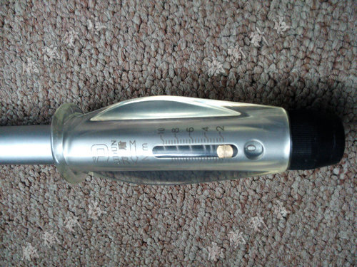 预置式测力扳手