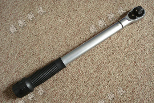 预置式扭力扳手