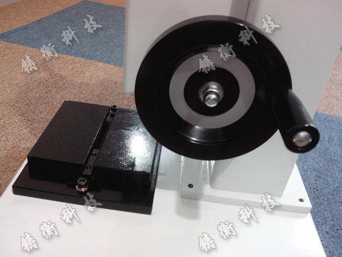 手动立式测试台图片